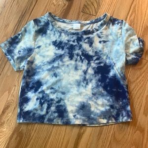 Blue tie dye short sleeve crop top